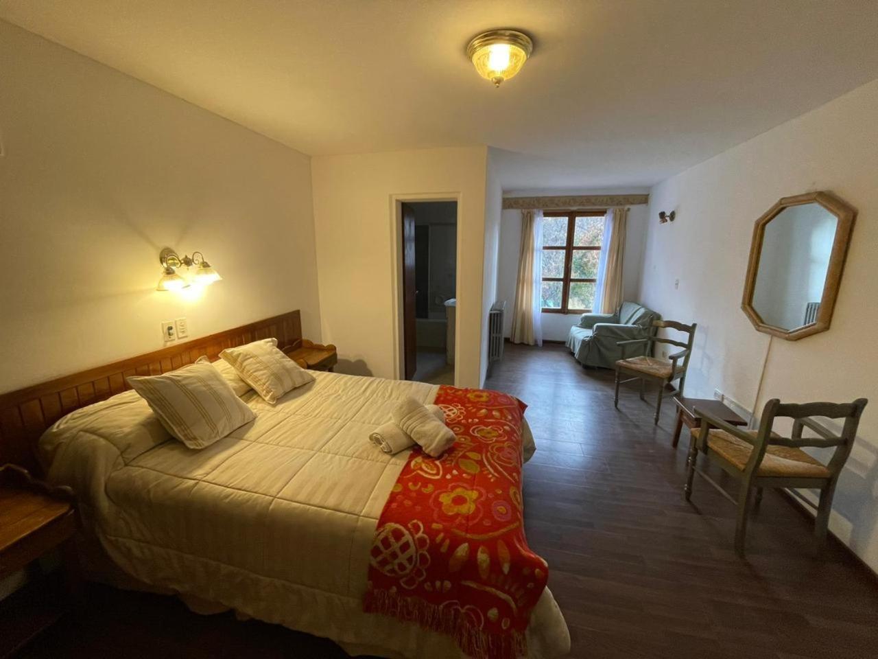 Valle Del Sol Hotel Сан Карлос де Барилоче Екстериор снимка